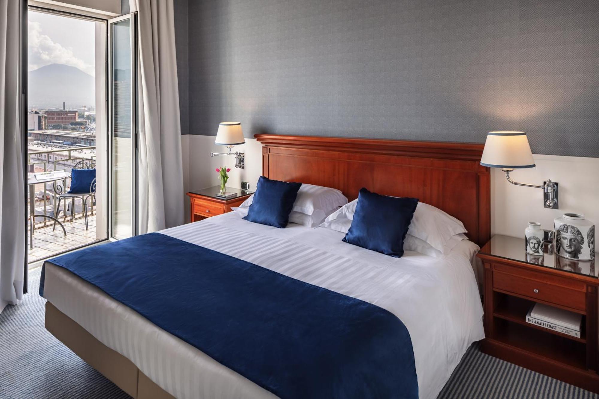 Starhotels Terminus Neapel