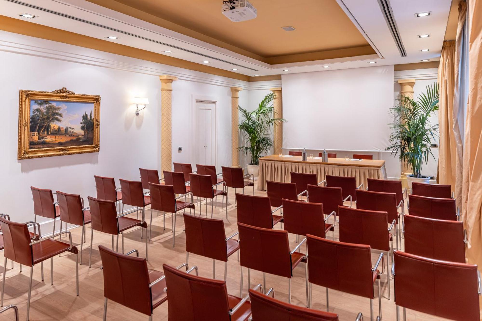 Hotel Starhotels Terminus Naples