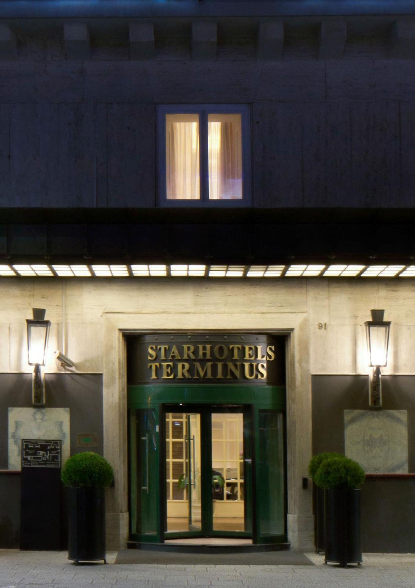 Starhotels Terminus Nápoles