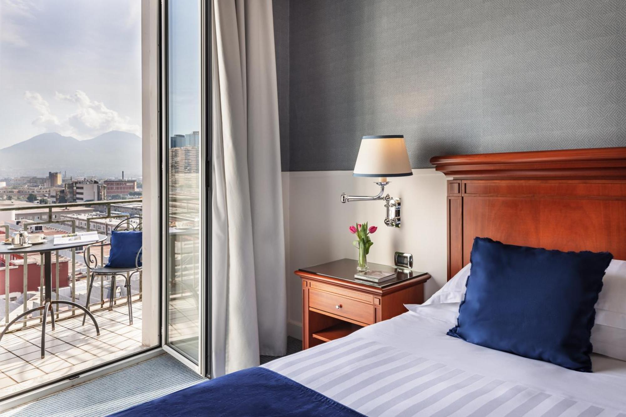 Starhotels Terminus Hotel Napels